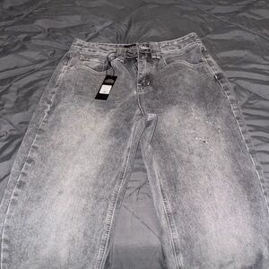 Fashion Nova Women's Gray Straight Leg Jeans